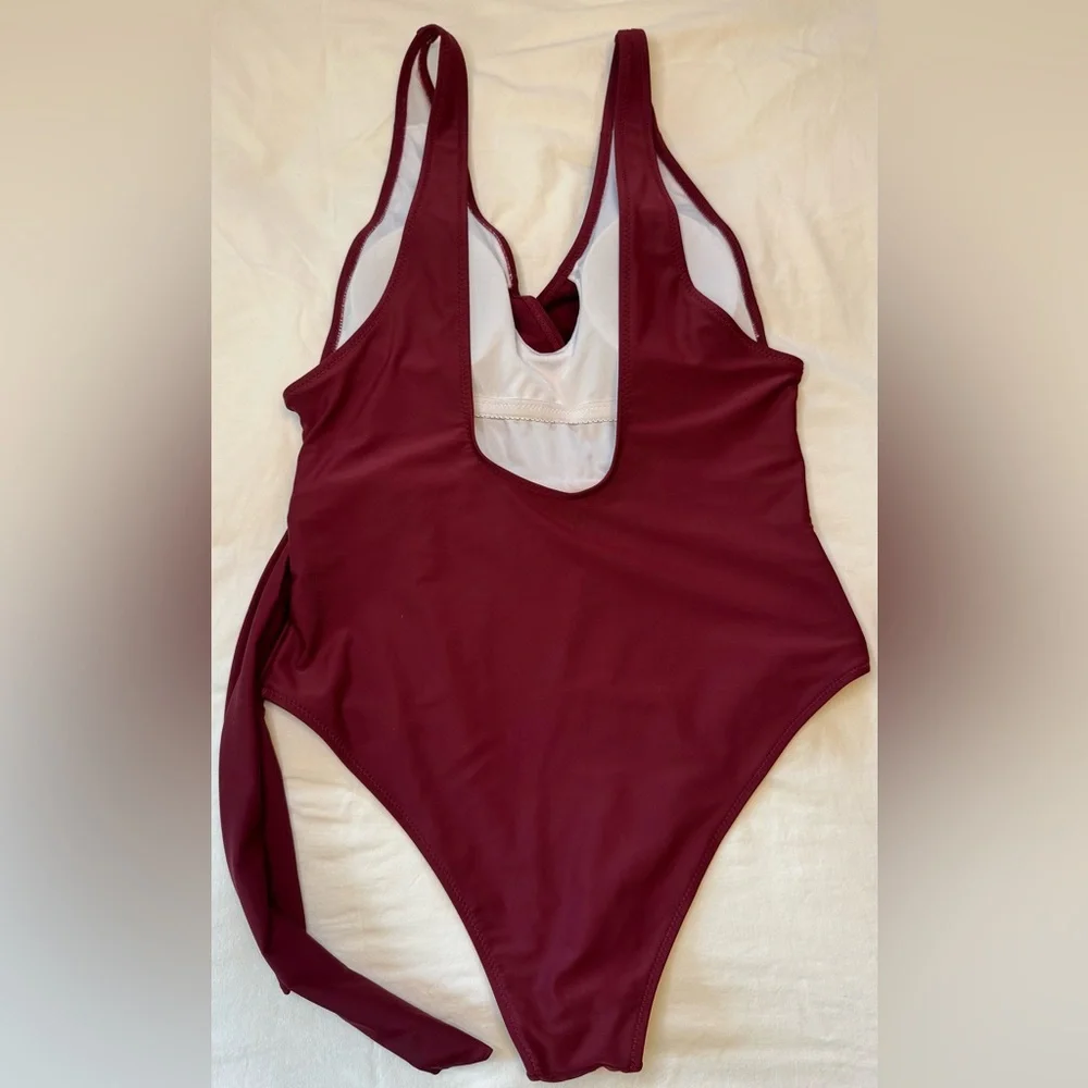 NWT Cupshe One Piece Swimsuit Wrap Side Tie Bathing Suit Size Large Burgundy - Picture 5 of 11